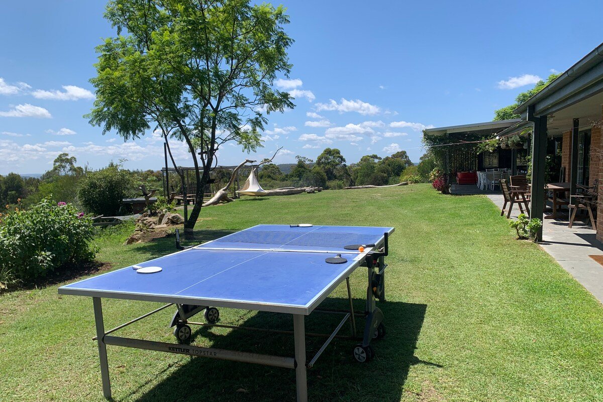 Farm House & Cabin on 30 acres for 16 guests gallery image 5