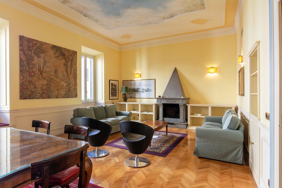 Appartamento Mercede in centro a Roma gallery image 5