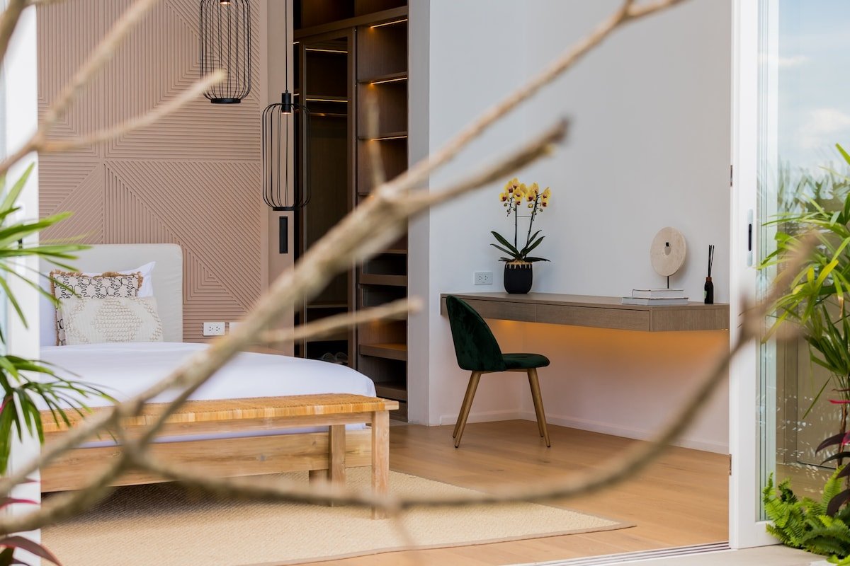 Infinity Seaview Villa gallery image 3