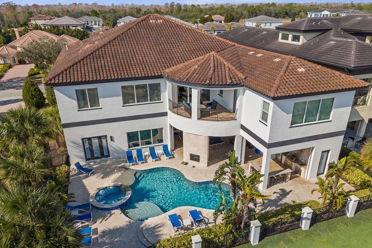 Eagle Casino Heaven: Arcade, Theater, Private Pool