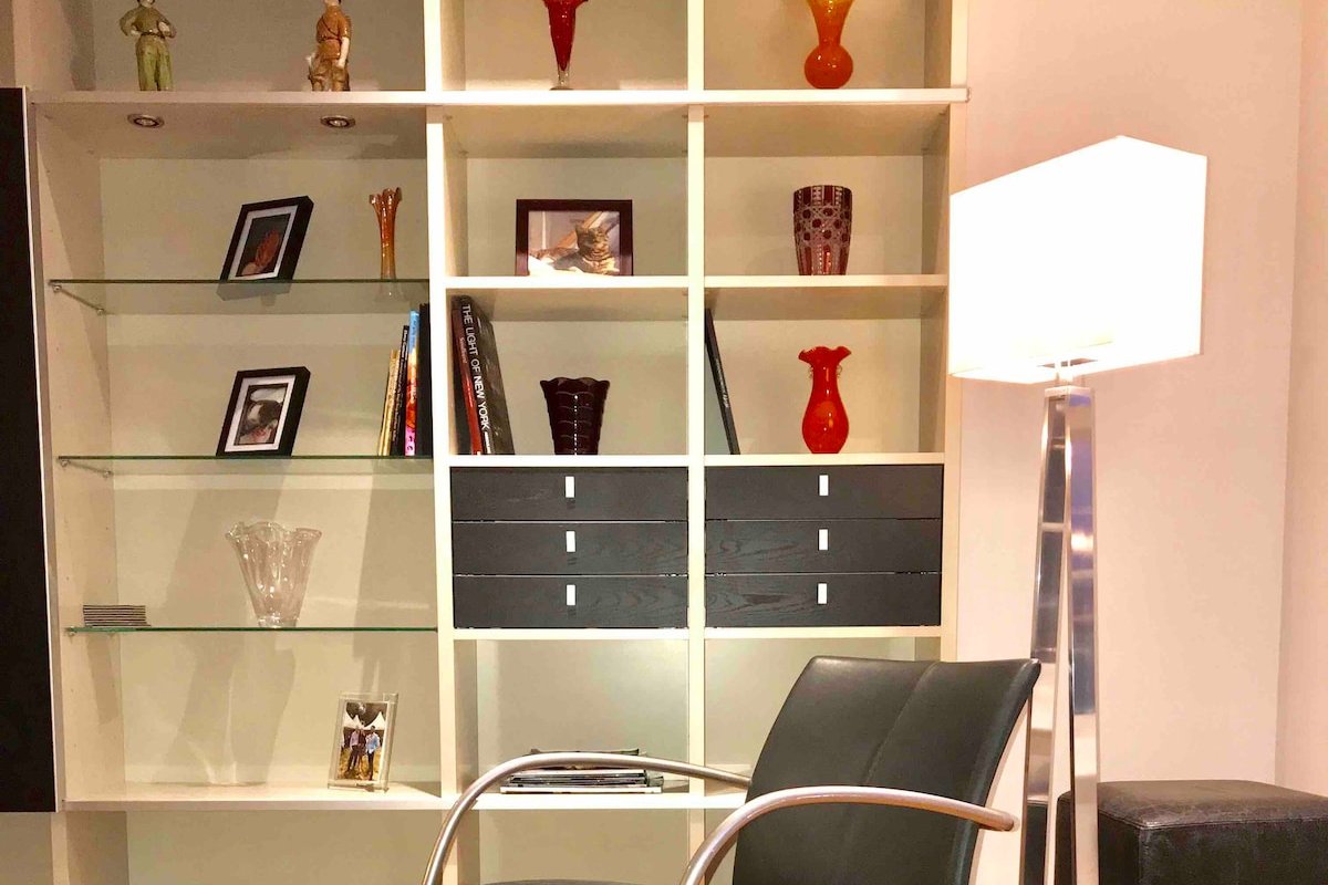 Designers home Marylebone Mayfair space to relax gallery image 5