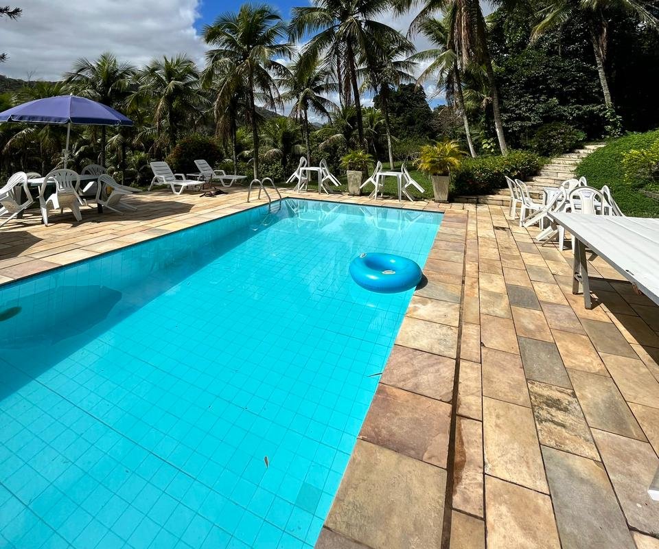 Casa na cidade com ares do campo