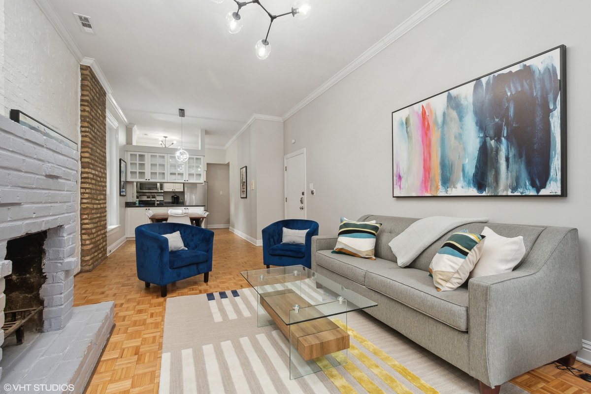 Brilliant Downtown Chicago 3-Bedroom Condominium