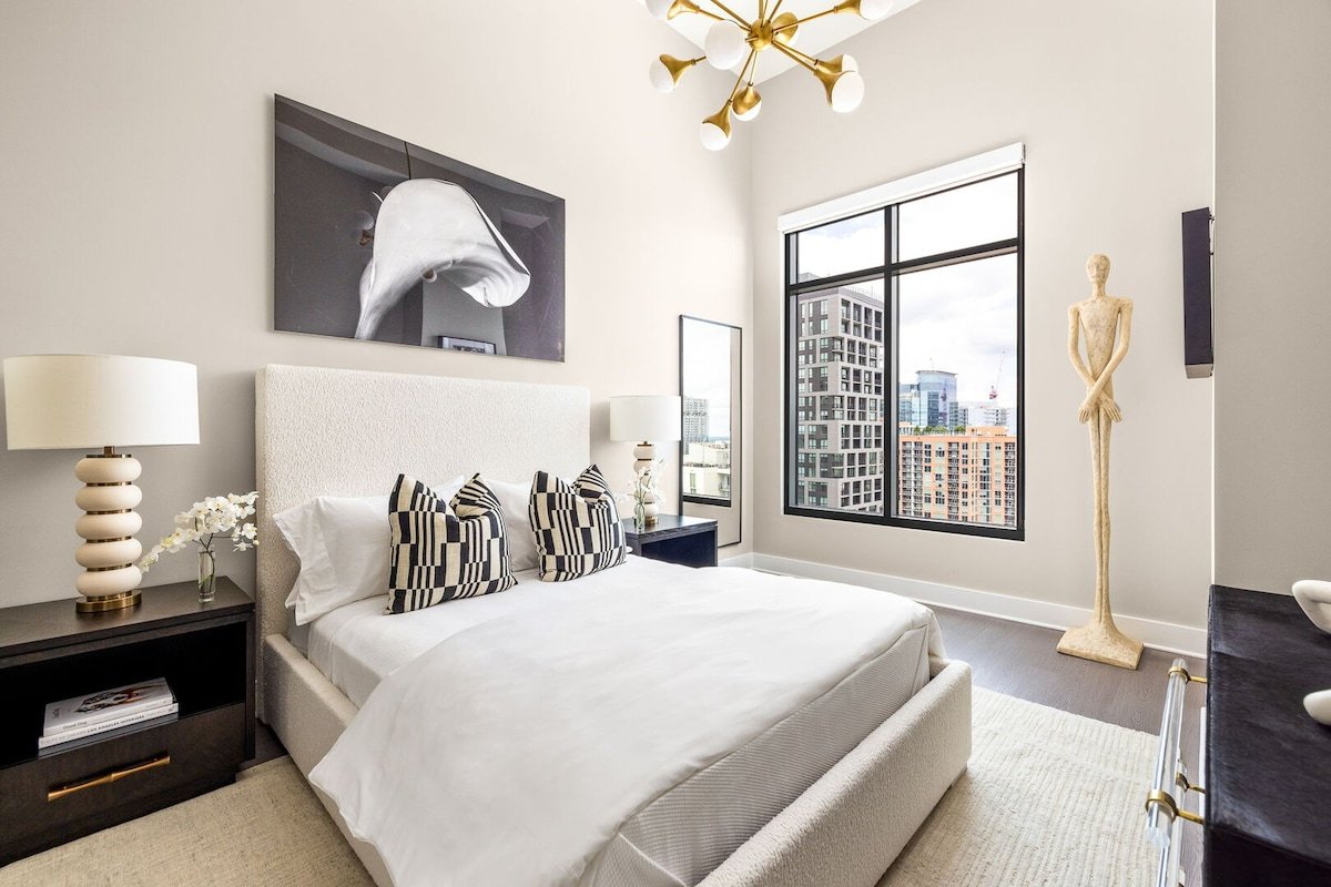 Sunrise Serenity Penthouse gallery image 2