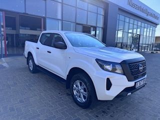 NISSAN NAVARA 2.5DDTI SE PLUS  for Sale in South Africa