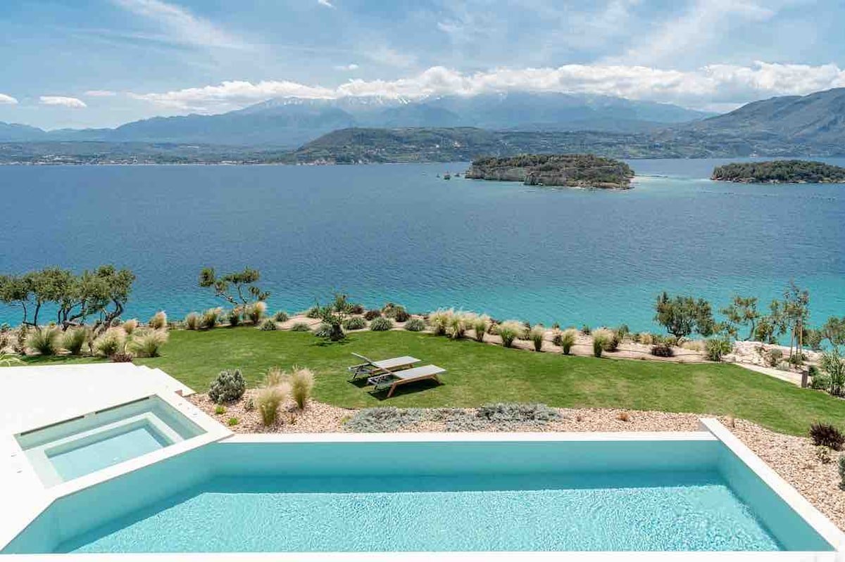 Vicky’s Island View gallery image 2