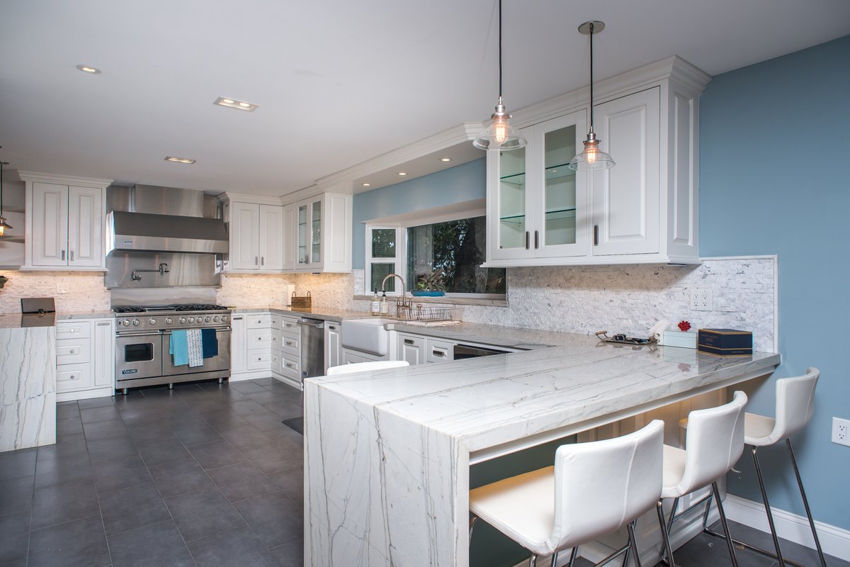 Modern Family Home w/ Great Loc. & Comfy Beds