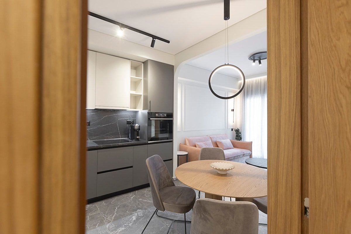 Urban Folks | Superior apartment gallery image 5