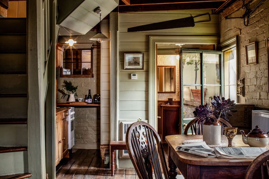 The Coach House – Historic Stay in Glebe gallery image 5