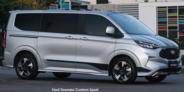 FORD TOURNEO CUSTOM 2.0D TITANIUM X A/T - 39 