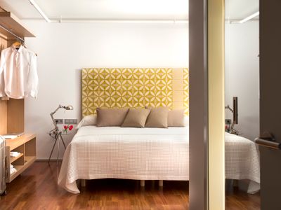 Charming & Spacious Apartment in City Center