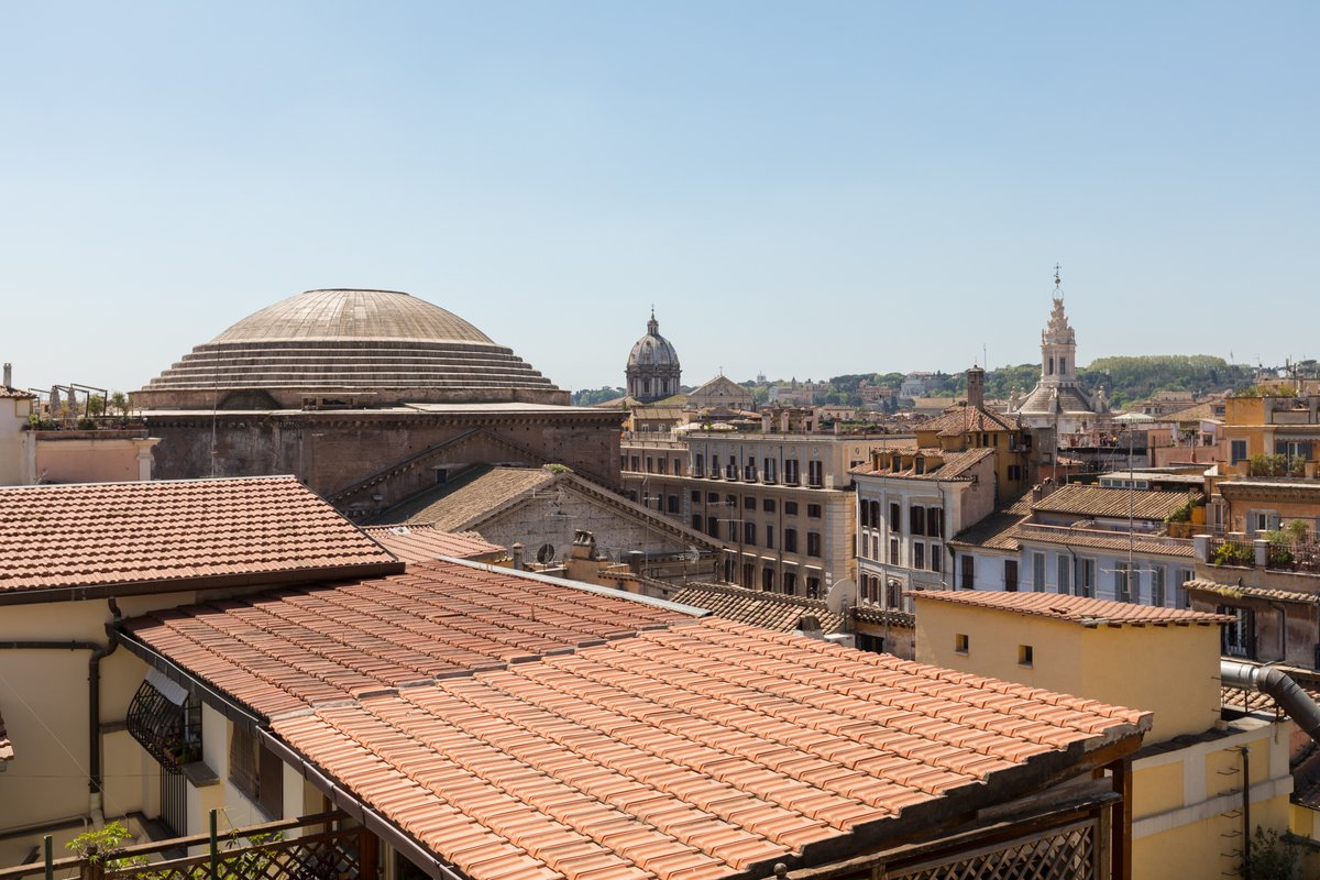 Wonderful apartment with Pantheon view