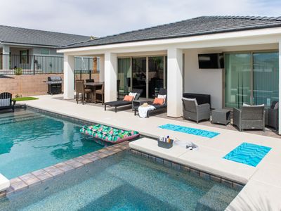 Grill & Chill by J and Amy BL991760