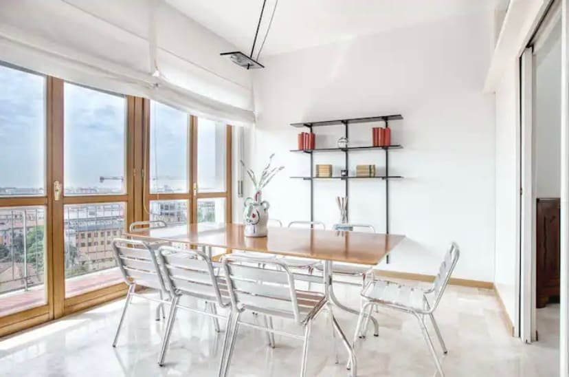 Amazing city center skyline apartment gallery image 5