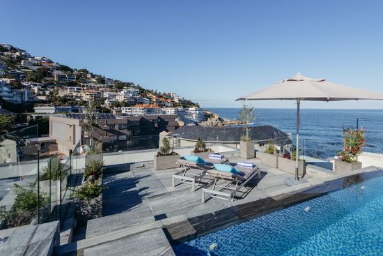 Penthouse Sapphire Photo 49