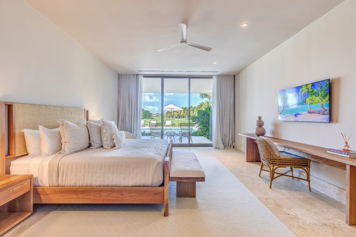 Villa Lorenne – Exclusive Golf View Escape gallery image 2