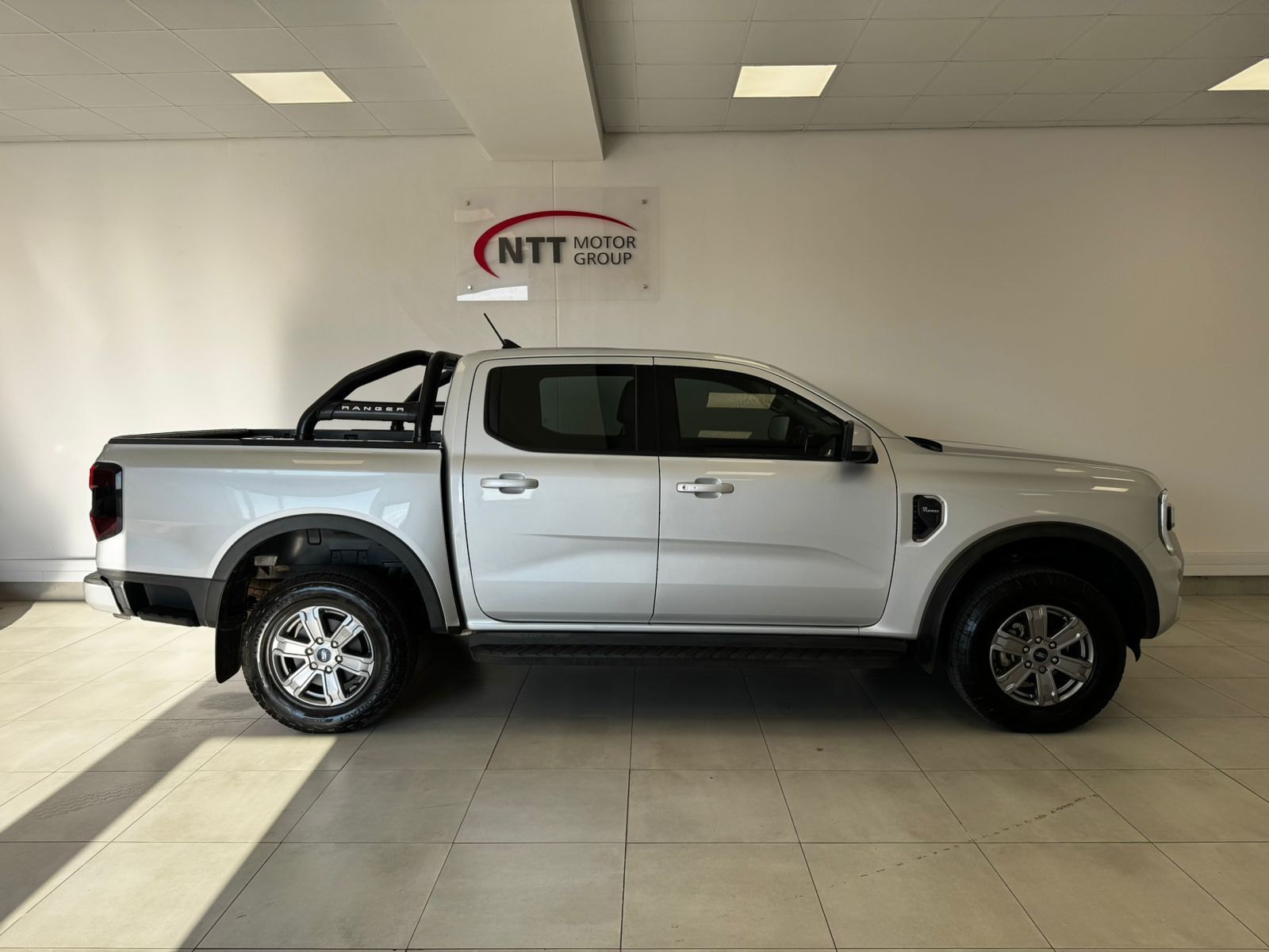 Used car gallery
