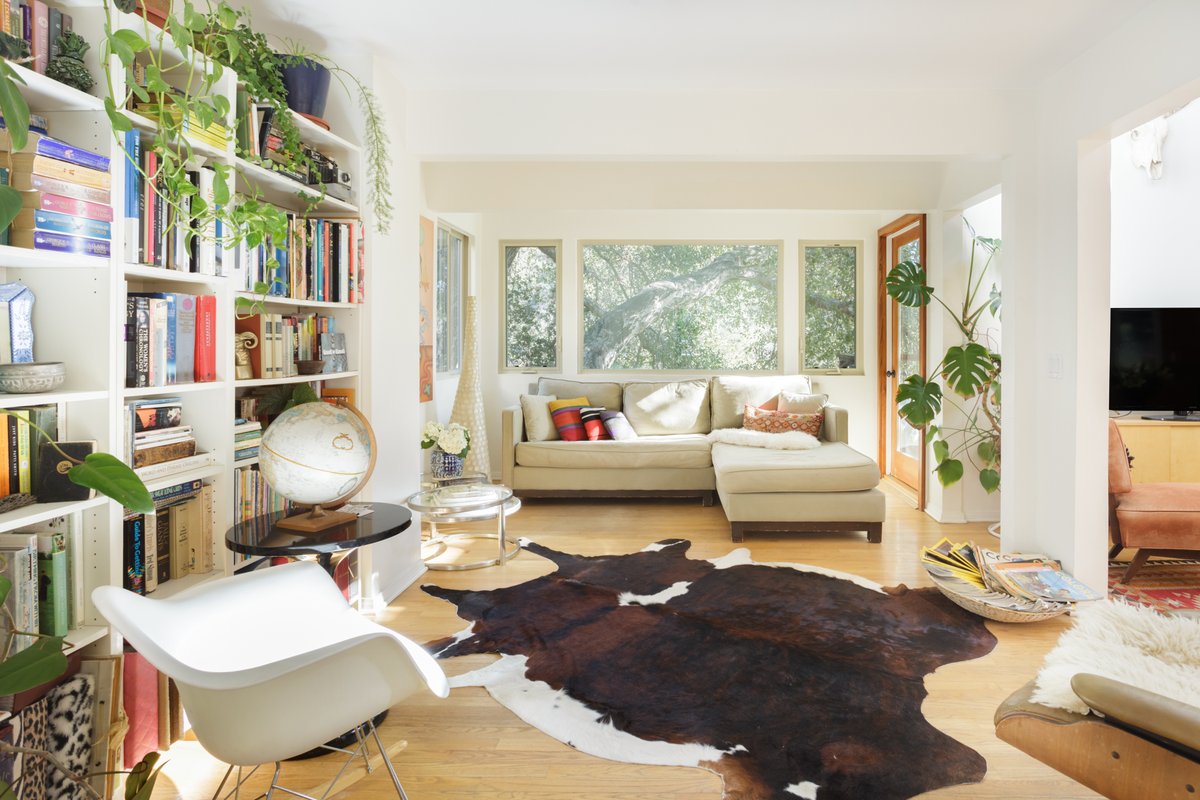 Light Filled Bohemian Haven with Hot Tub and Mountain Views