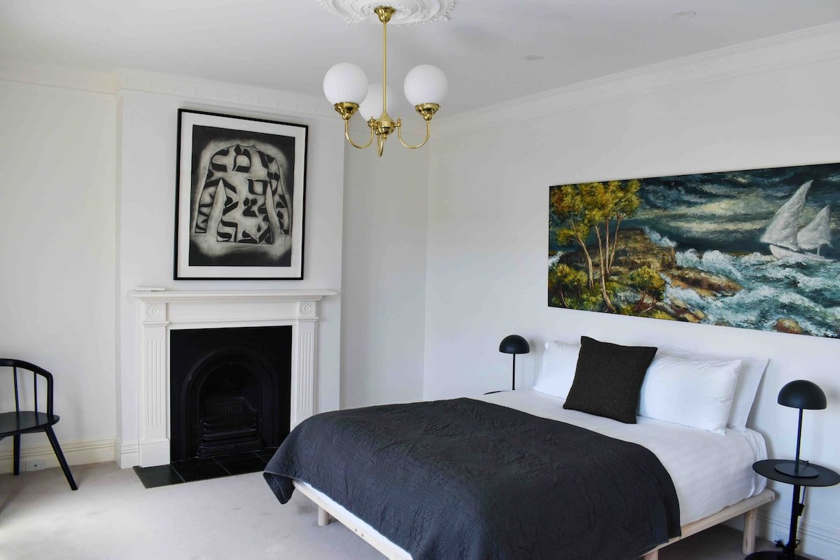 Tasmanian Art House – Battery Point gallery image 5