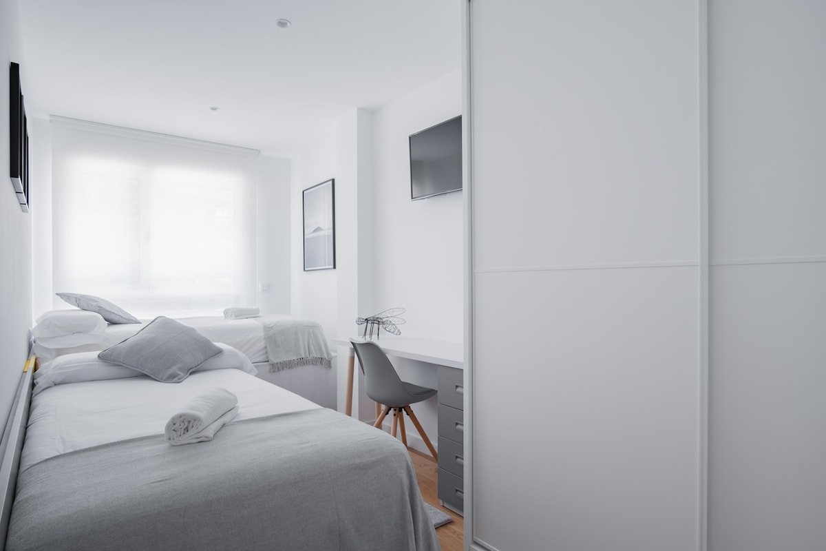 ACOGEDOR Y CÉNTRICO PISO, A 300 MTS DE LA CONCHA gallery image 4