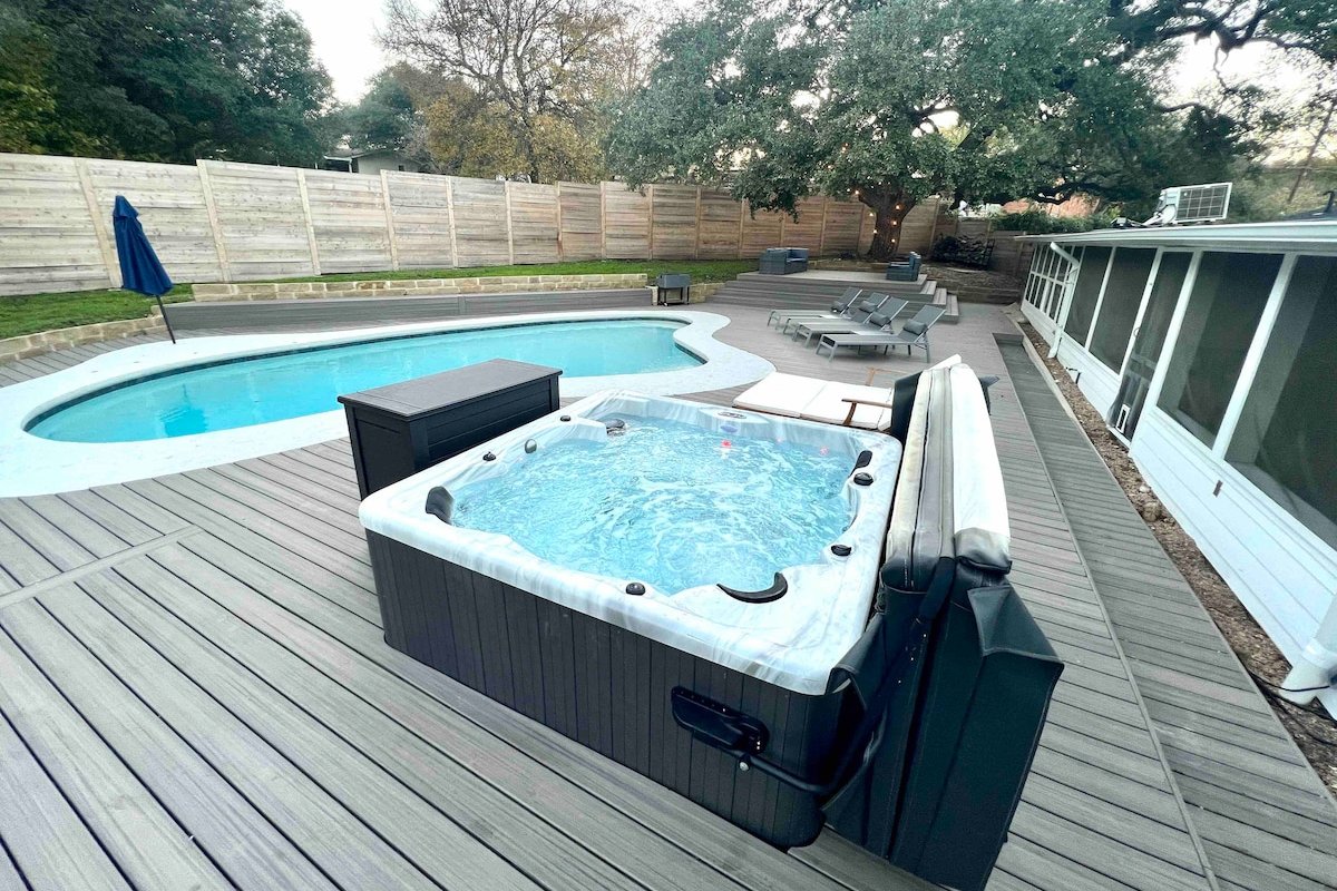 Mid century modern Pool/spa house gallery image 2