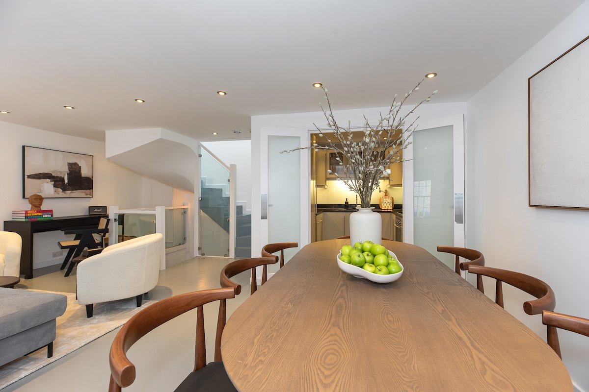 Hyde Park: Chic 4 bedrooms House gallery image 4