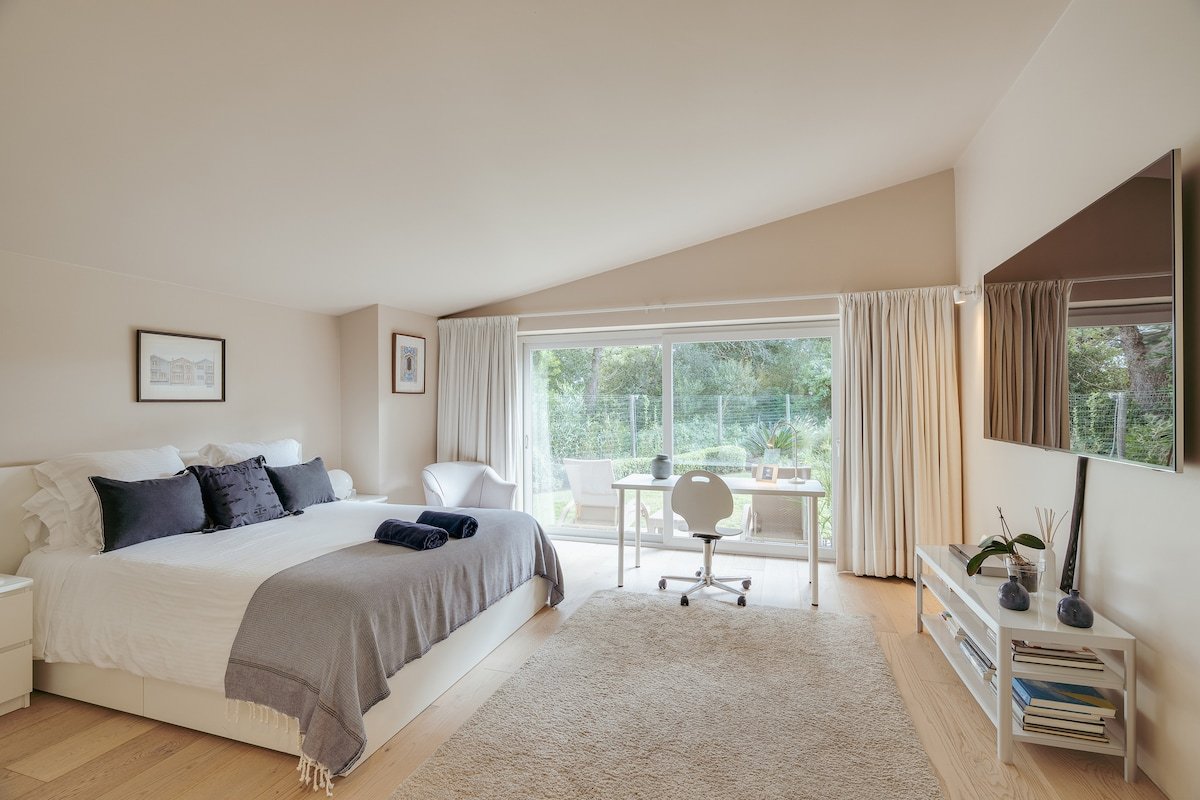 Light Villa by Cadenzalux gallery image 5