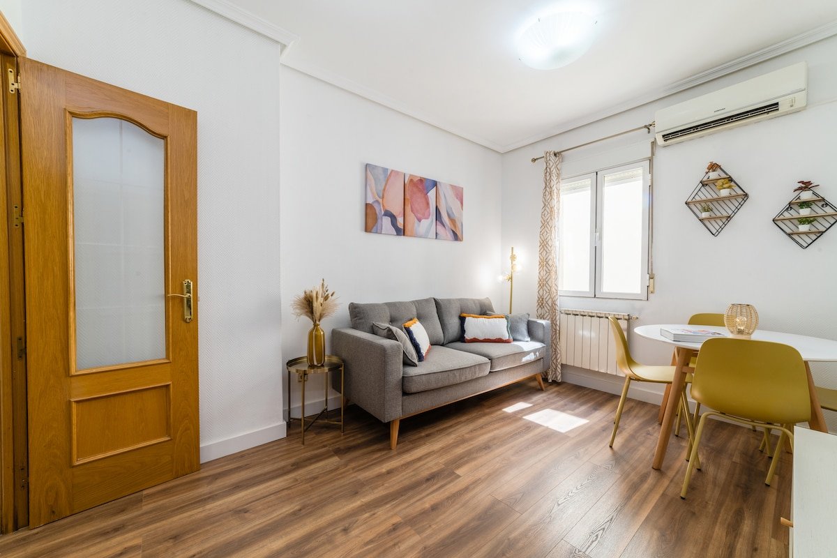 Acogedor y cálido, 3 dormitorios en pleno centro gallery image 3