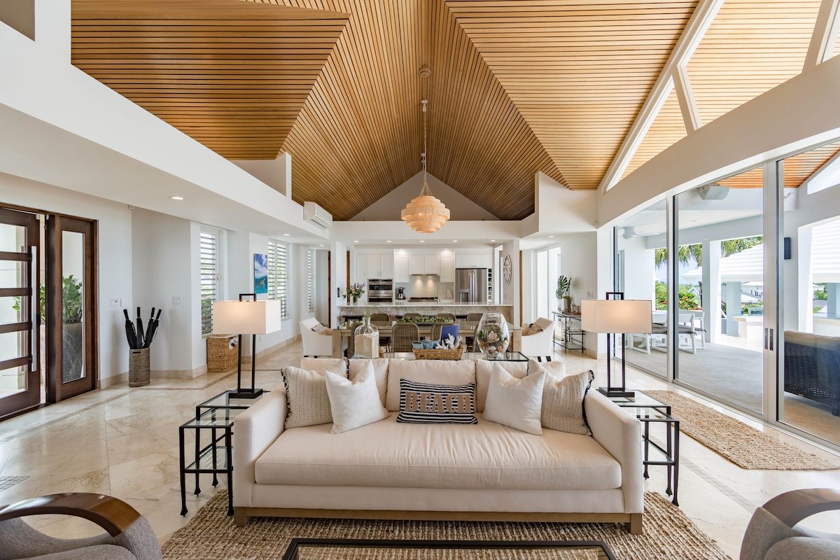 Turtle Ridge Villa Grace Bay gallery image 4