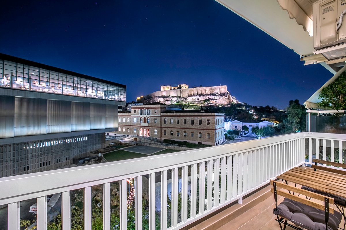 Modern flat in the grounds of Acropolis monuments