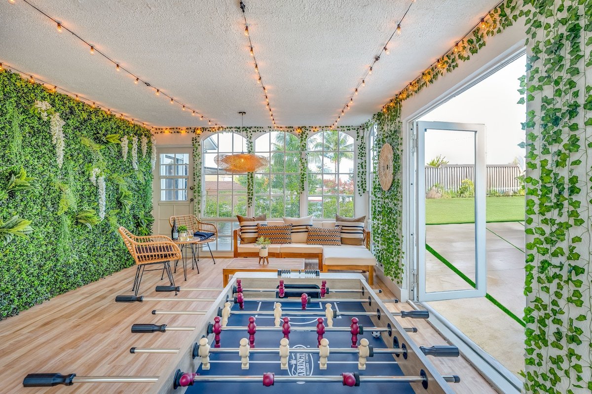 Fox Garden-Heated Pool-Spa- Boho-Downtown & Beach gallery image 3