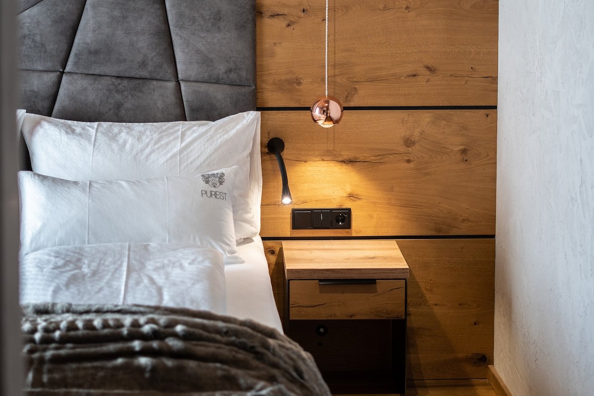 Purest Paradise gallery image 3