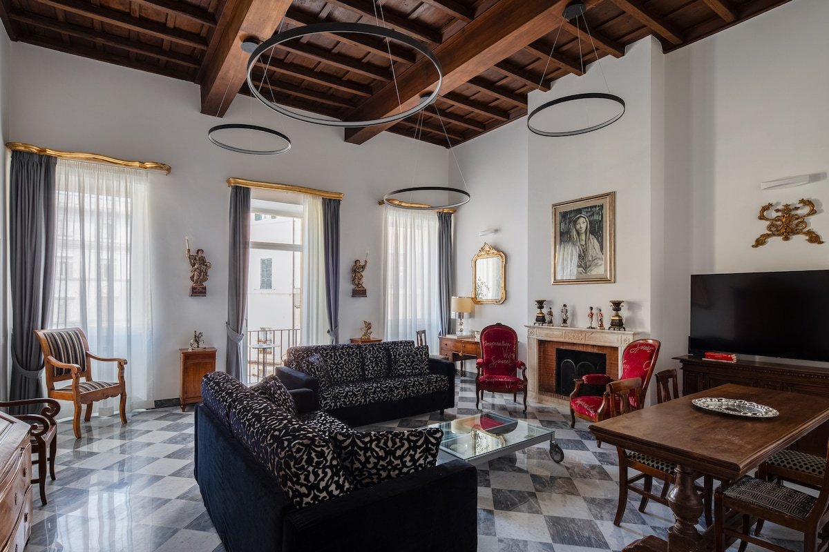 Luxury apartment in Trastevere gallery image 2