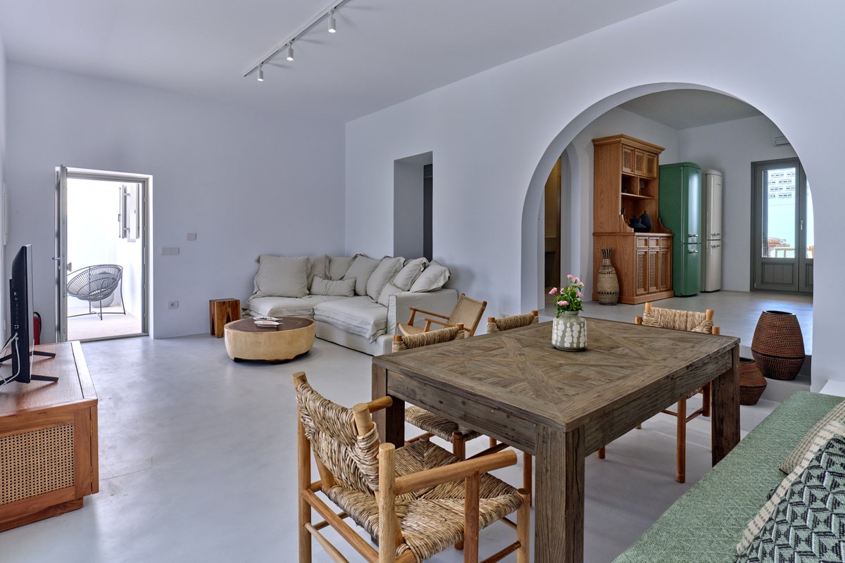 Siora of Paros – Ammiralis