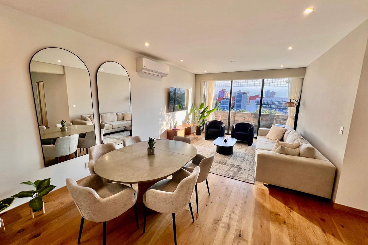 LUX PH Heart of Condesa with Private RoofTop + AC!