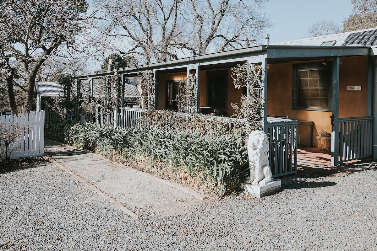 Overnewton Castle – The Stables gallery image 3