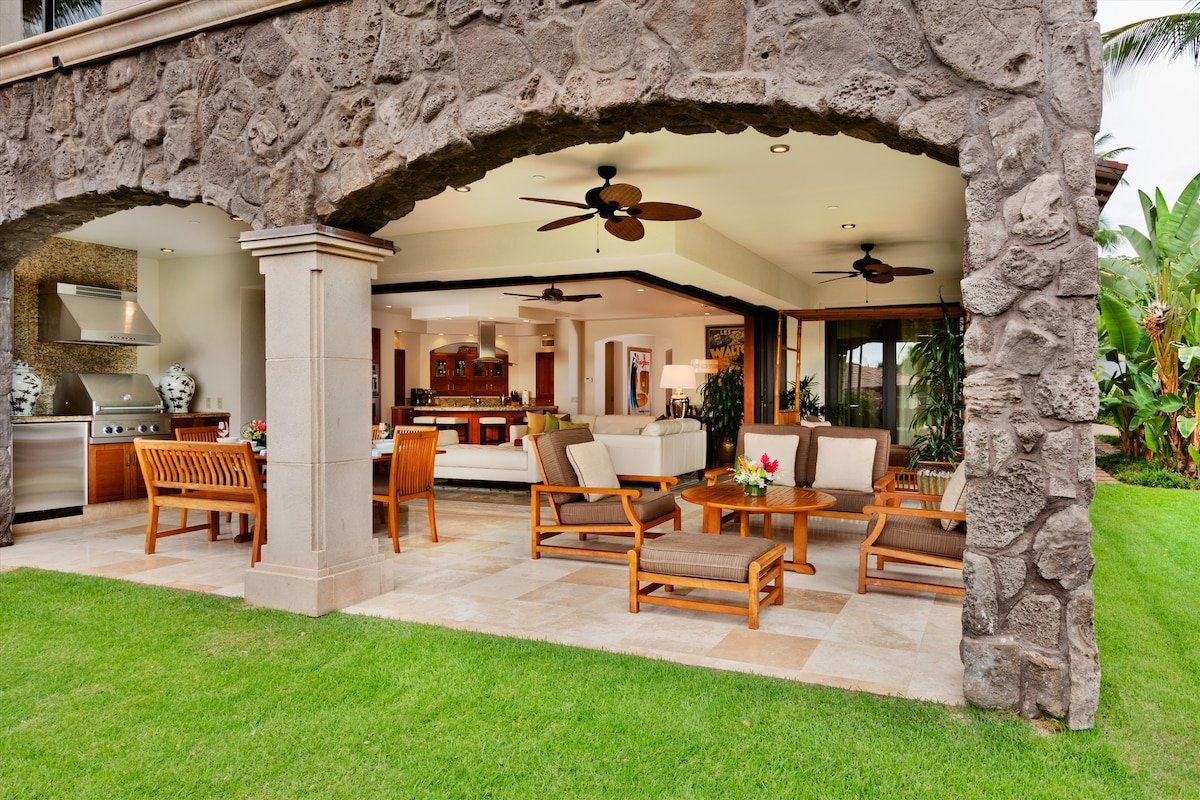 Private Pool & Large Yard at Floral Gardens G102! gallery image 5