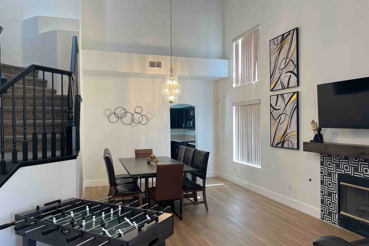 Unwind in Unique Pool Home-8 mile 2strip gallery image 4