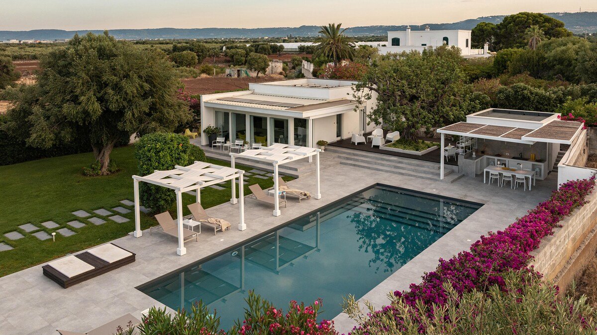 [Dominus Villas] – Villa Egnazia with private pool gallery image 2