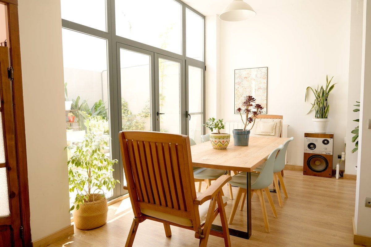 Historic Fishermen’s Gem 5’ from the Sea gallery image 4