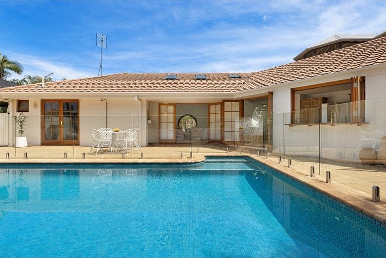 Coastal Spanish-inspired Casa – Pet Friendly gallery image 2