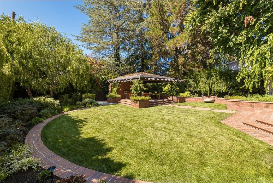 Tranquil Retreat in Palo Alto gallery image 2