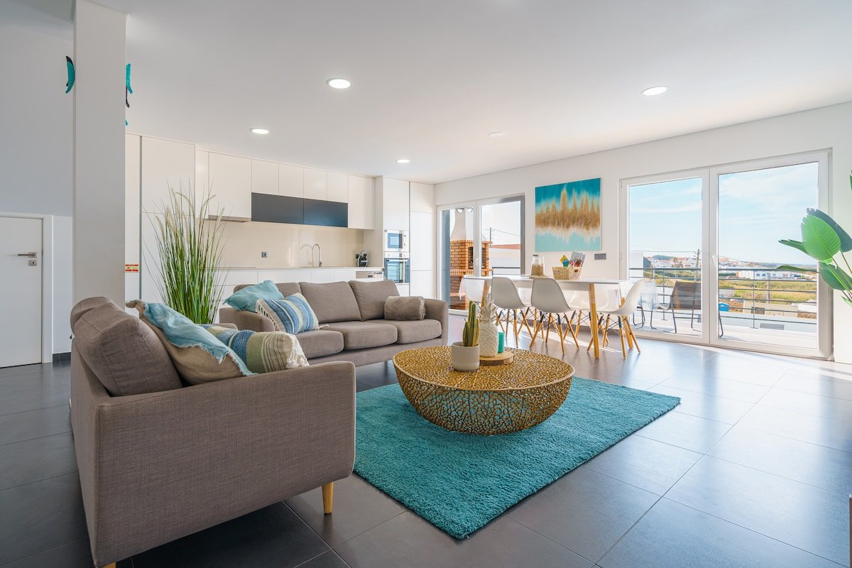 Silver Villa with ocean view gallery image 3