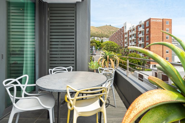 Apartment Metropolis featured image