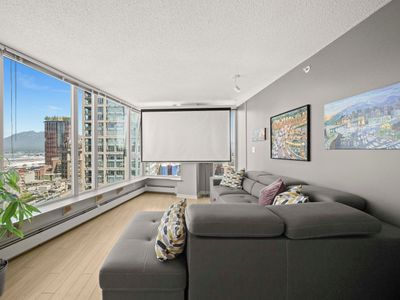 Spacious 3 Bedroom Condo with 5 Star Amenities