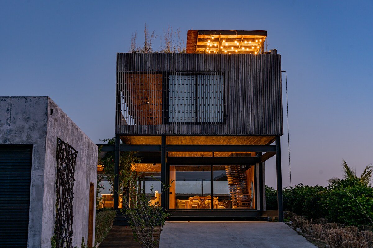 Tropical Modern Luxury 4BR Seabird Villa with Pool gallery image 3