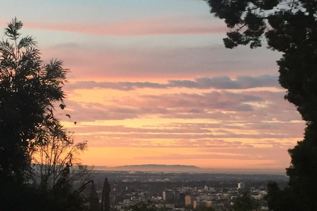 Honeymoon House in Hollywood Hills gallery image 3