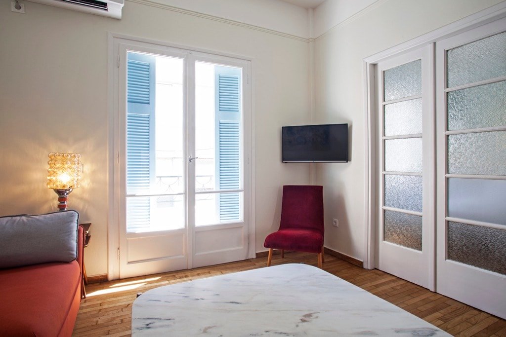 Stylish Townhouse: 3 Apts with Rooftop. EP7 bldg gallery image 5