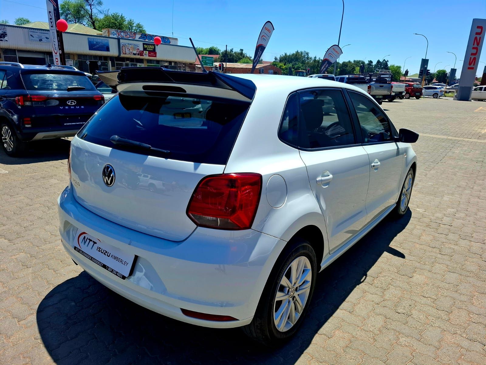 Used car gallery