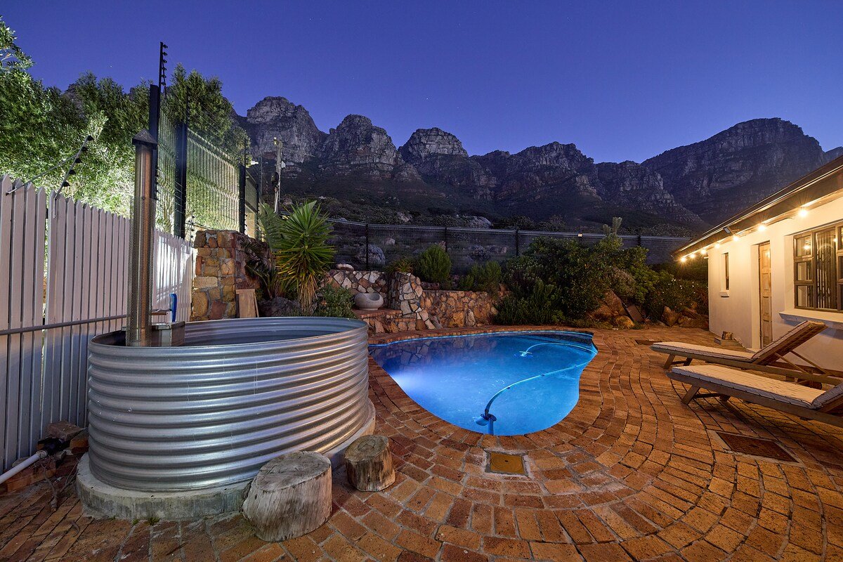 Mountain Oasis Villa – Pool, Hot Tub, Inverter gallery image 4
